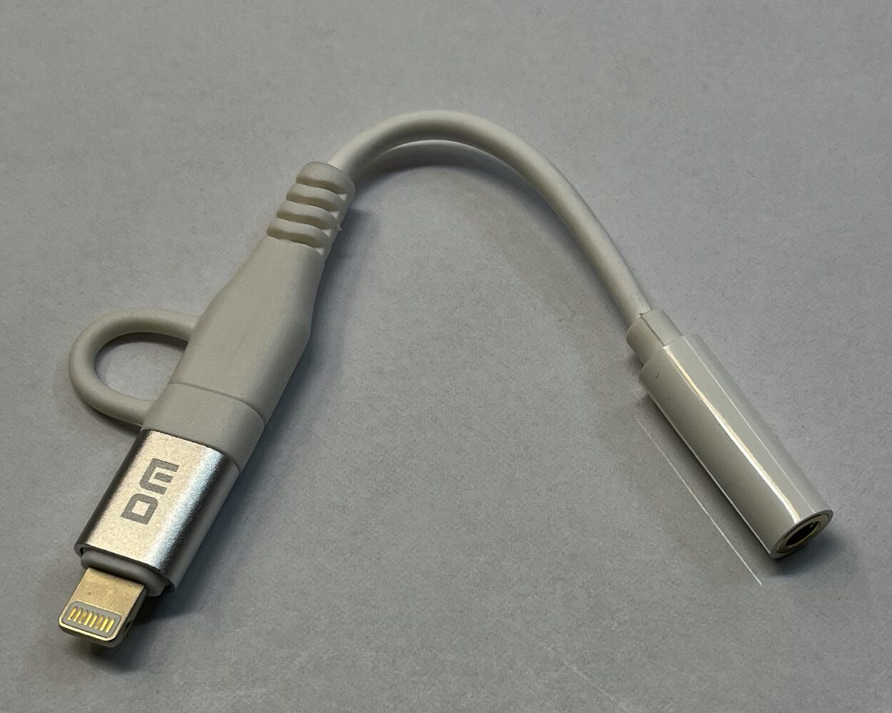 مبدل تایپ سی / لایتنینگ به جک 3.5 میلیمتری مدل DM Type-C/Lightning to 3.5 Audio Adapter AD091
